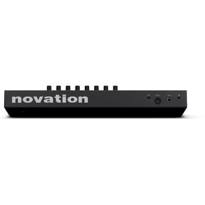 NOVATION LAUNCHKEY-25-MK4 Mk4 - Clavier maitre 25 touches, 16 pads, 8 encodeurs écran OLED image 9