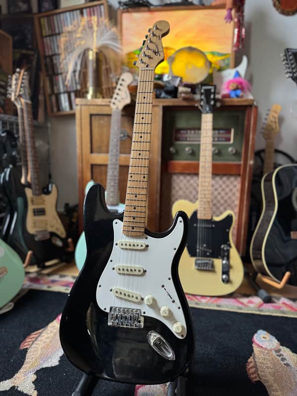 Vintage Squier Stratocaster 1980s image 1