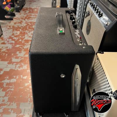 Immagine Fender   Tone Master 10 - 4