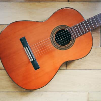 Rare 1961 Yamaha Model No. #45 Classical Concert Guitar Nippon