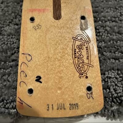 Fender Classic Player '50s Stratocaster Soft V Replacement Neck - Maple Fingerboard 2019 - Gloss Urethane Finish image 12