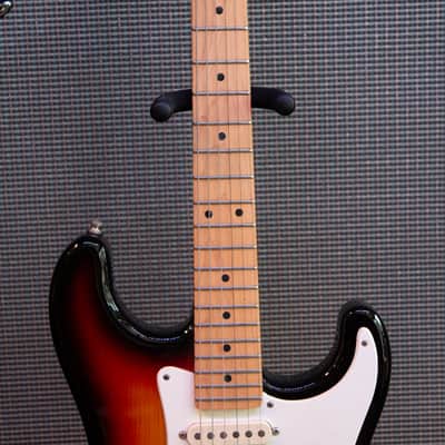 G&L Legacy 1995 - Sunburst image 2