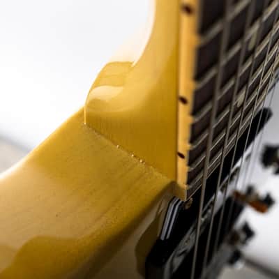 Gibson 1960 Les Paul Special Double Cut Reissue VOS, TV Yellow | Demo image 10