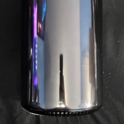 Apple Mac Pro 2013 - Black image 3