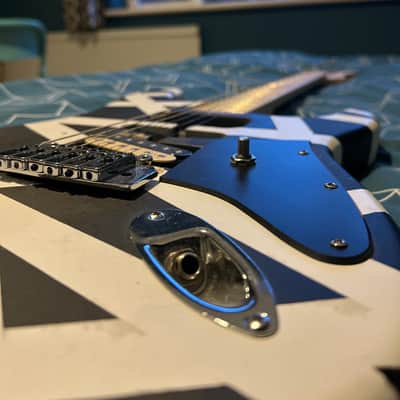 EVH 1978 reverse colour way black and white frankenstrat “Zebra” 1978 - Matte black image 10