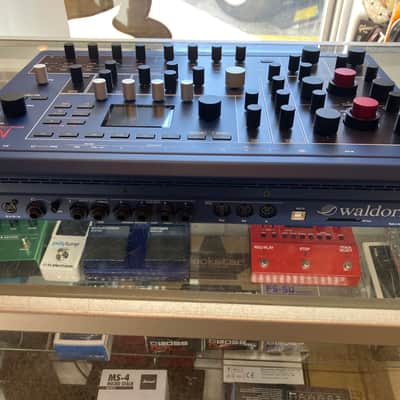 Waldorf M 8-Voice Wavetable Desktop Synthesizer - b stock image 2