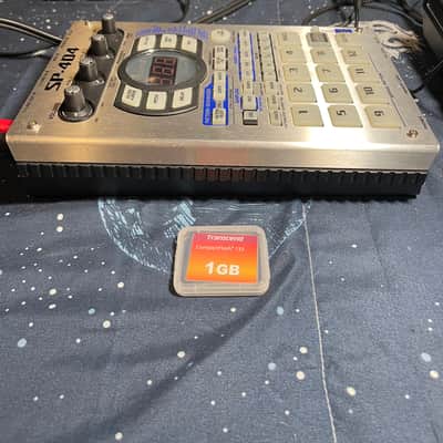 Roland SP-404 OG Works Great Incl. 1GB Card and Power image 6