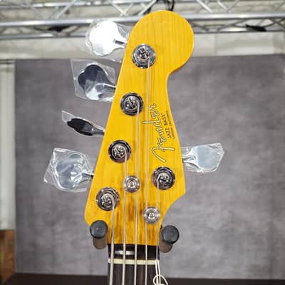 Fender American Professional II Jazz Bass V with Rosewood Fretboard 2020 - Present - 3-Color Sunburst 9.5 pounds image 4