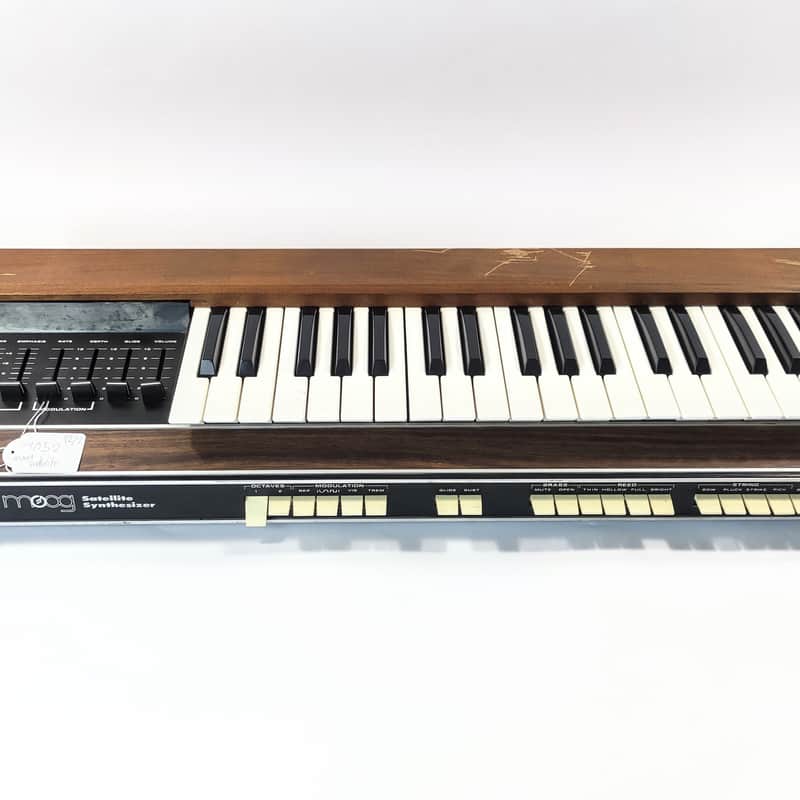 1973 – 1979 Moog Satellite Black