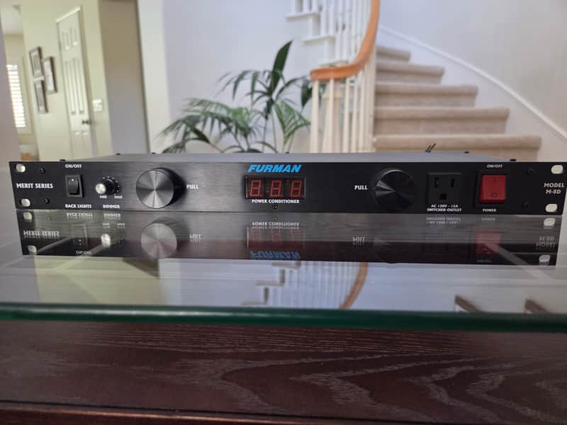 Furman M-8D Power Conditioner with Lights & Digital Meter image 1
