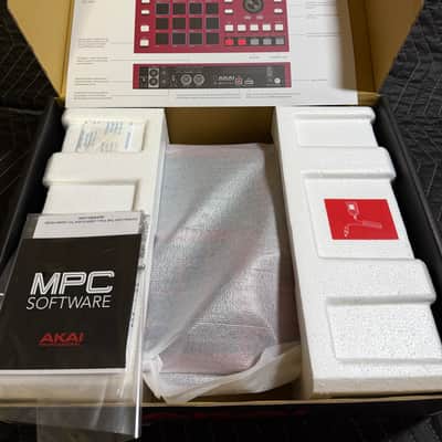 Akai MPC One + MINT COND FREE SHIPPING Free Dustcover!!! image 7