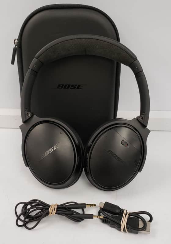 Bose QC35 Wireless Headphones image 1