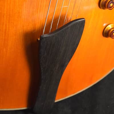 Eastman AR580CE-HB Archtop Honeyburst image 4