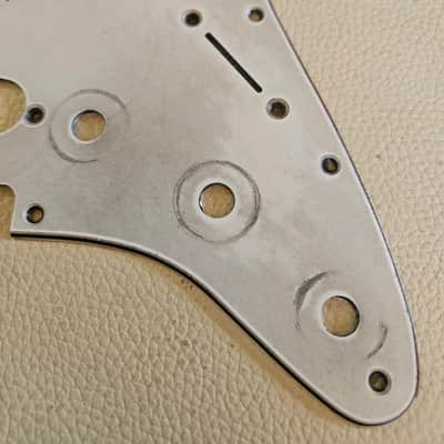 Fender Stratocaster Aged Relic 3 ply Pickguard White 62 59-62 image 2