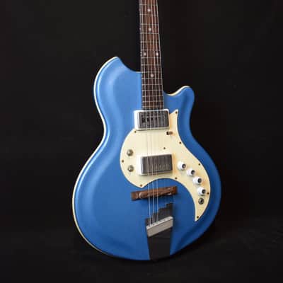Supro Tremolectric 1964 - Wedgwood Blue image 1