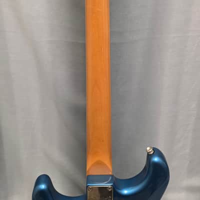 Squier Classic Vibe Stratocaster '60s with Rosewood Fretboard 2010 - 2018 - Lake Placid Blue image 7