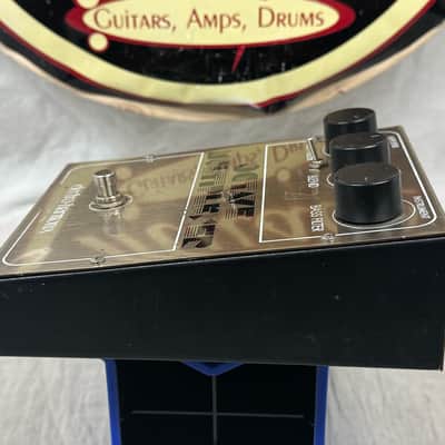 Electro-Harmonix Octave Multiplexer Sub-Octave Generator Pedal Reissue image 6