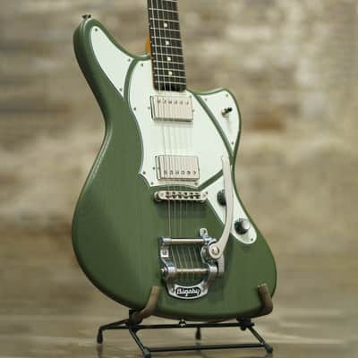 Veritas Riverton 2025, Olive Green Open Grain Satin image 2