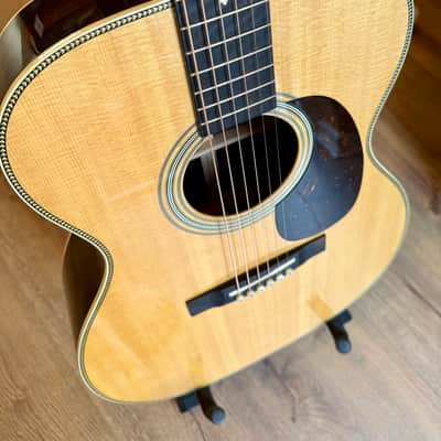 Martin Standard Series 000-28 image 4