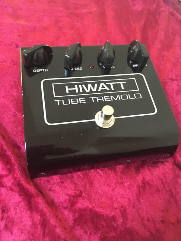 Hiwatt Tube Tremelo pedal & psu image 1