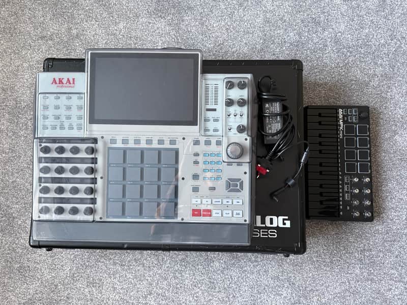 Akai MPC X SE + Decksaver + MPK Mini II + Carry Case Bundle image 1