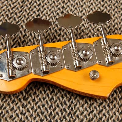 Fender American Vintage 62 Reissue Precision Bass Neck & Tuners 2011 image 5