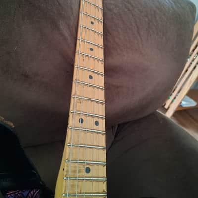 Fender  Standard  stratocaster 1997 2001 - Black image 10
