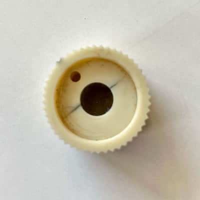 vintage blond Fender Bassman knob + image 4