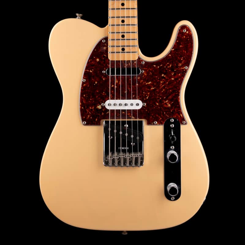 Pre-Owned 2006 Fender Deluxe Nashville Telecaster Honey Blonde With Gig Bag image 1