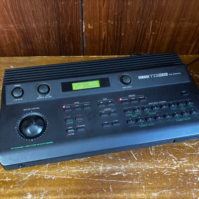 YAMAHA TG33 TONE GENERATOR w/ power supply desktop sy22