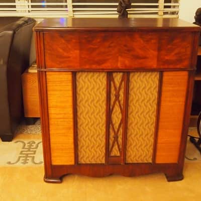 Private Stock Amplifiers, Farnsworth Art Deco Museum Quality image 8