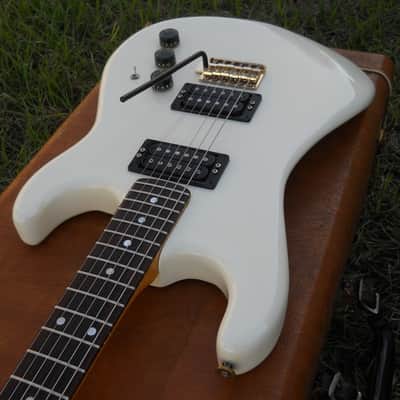 Kramer USA Pacer Guitar Minty 100% Original White/Gold OHSC 1982 Collector Grade image 5