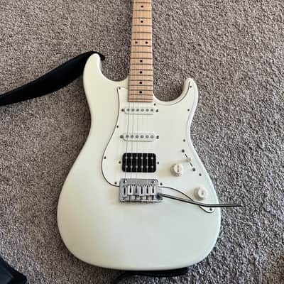 Suhr Standard HSS with Maple Fretboard 2018 - 2019 - Olympic White image 2