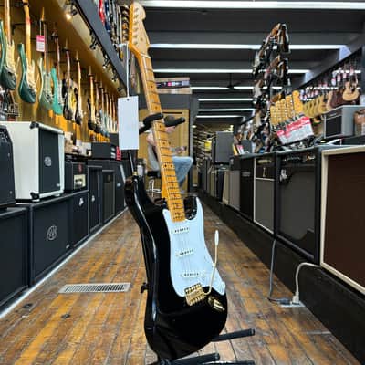 Fender Custom Shop Limited Edition 70th Anniversary 1954 Stratocaster Journeyman Relic with Closet Classic Gold Hardware Aged Black w/Hard Case image 5