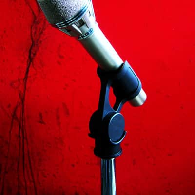 Vintage 1970's AKG D190E Cardioid Dynamic Microphone Low Z w accessories D1000E D190ES image 10