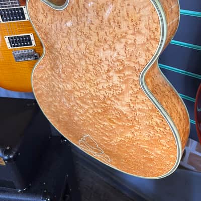 Hofner Committee Gloss Natural 1960 Modified Hollow Body Electric Guitar image 13