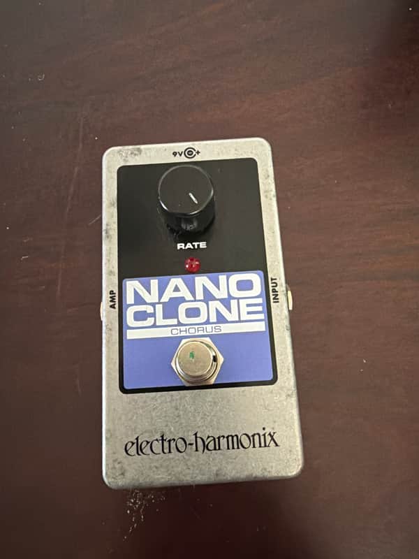 Electro-Harmonix Nano Clone Analog Chorus 2006 - Present - Purple / Black image 1