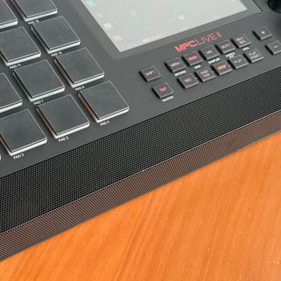 Akai MPC Live II Standalone Sampler image 2