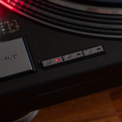 Technics SL-1200MK4 Black Direct Drive Turntable in Excellent condition image 12