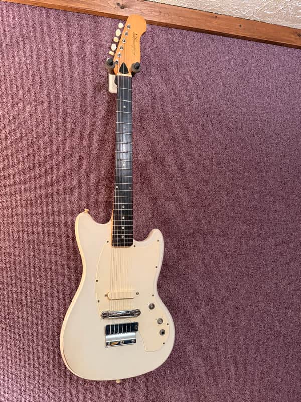 1960's Kalamazoo KG-1A - Ivory image 1