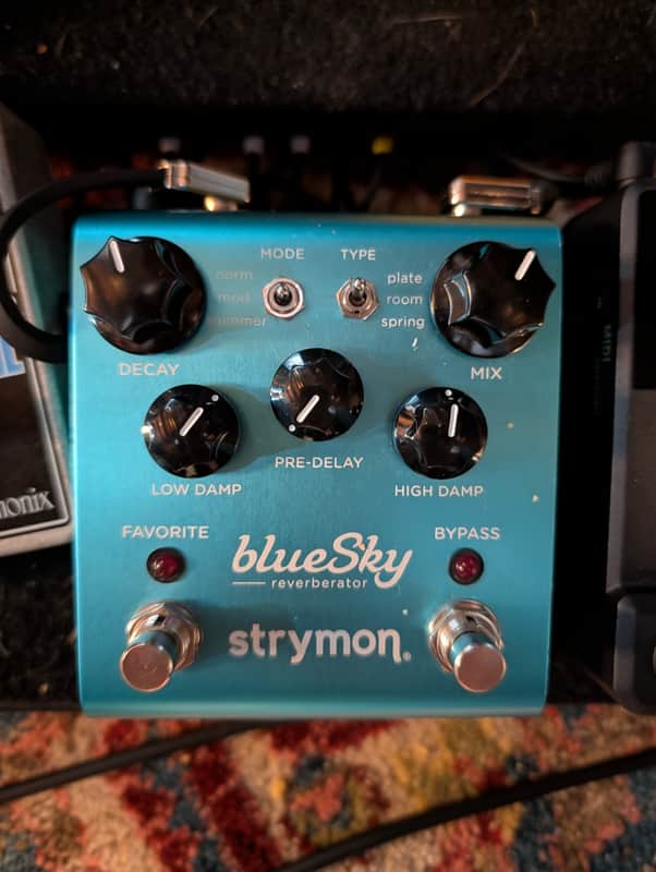 Strymon Blue Sky Reverberator V1 | Reverb Canada