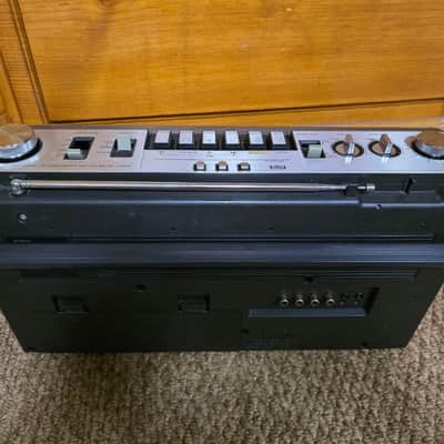 Sony CFS-71S Rare Vintage Cassette Deck Boombox Japan Warranty image 3