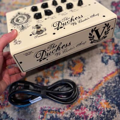 Victory Amps V4 The Duchess 180-Watt Hybrid Guitar Amp Pedal 2022 - Present - Cream image 3