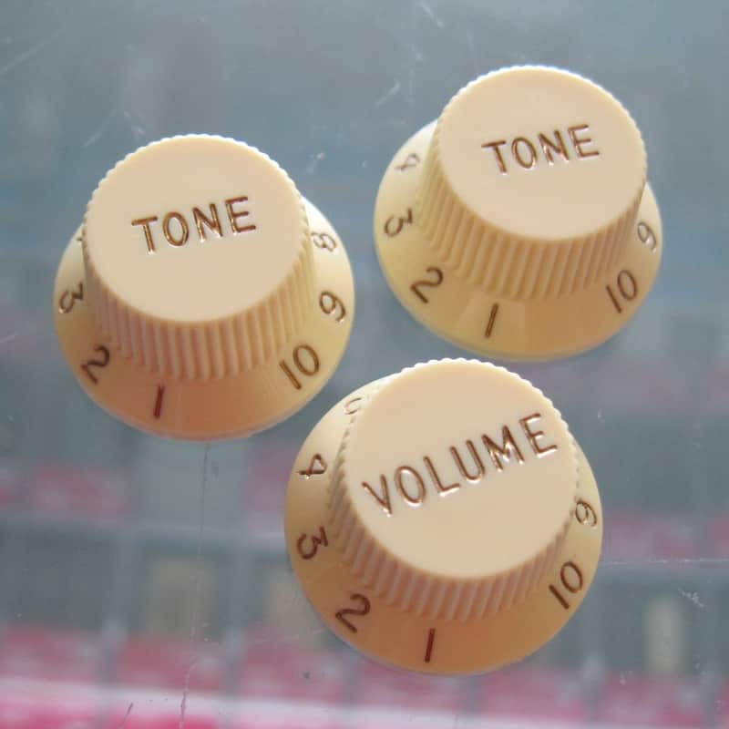 Fender 099-1369-002 Stratocaster Left-Handed Knobs (3) image 1