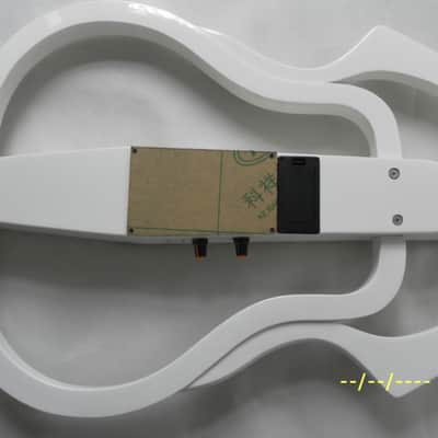 Cherrystone silent guitar (steel string) Silent guitar (steel string) 1990s - White image 10