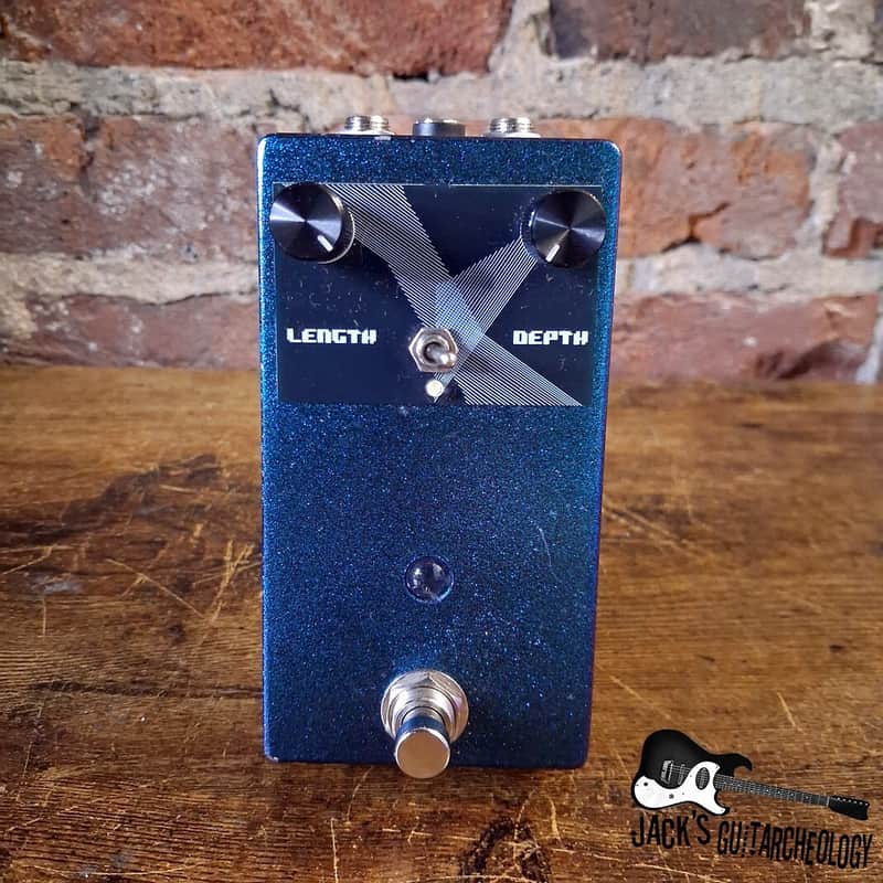 Chimera Mechanical Jet Lag Lo-Fi Generator *USED* (2020s - Blue Sparkle) image 1
