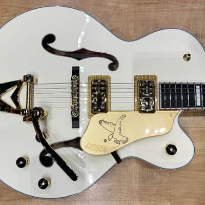 Gretsch G6136T-MGC Michael Guy Chislett Signature Falcon Hollow Body Guitar 2023 - Vintage White image 4