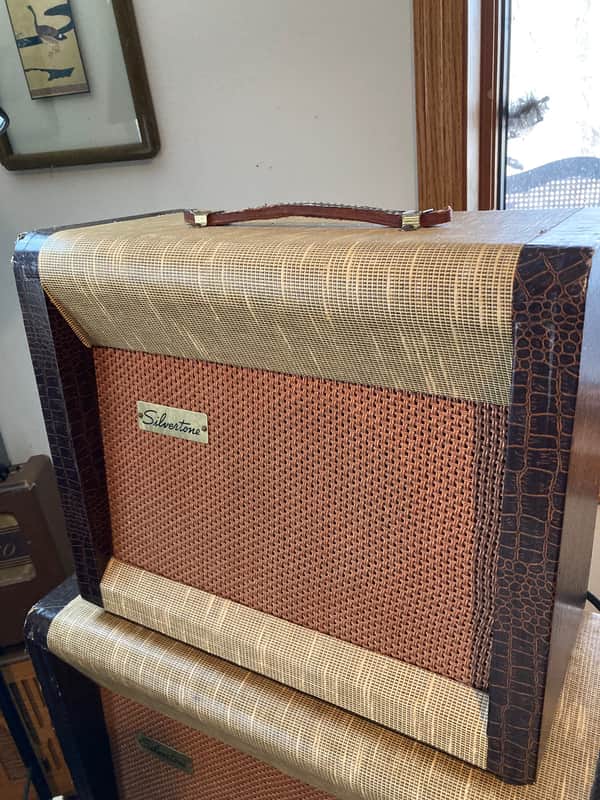 Silvertone 1332 early 1950's - alligator / burlap image 1