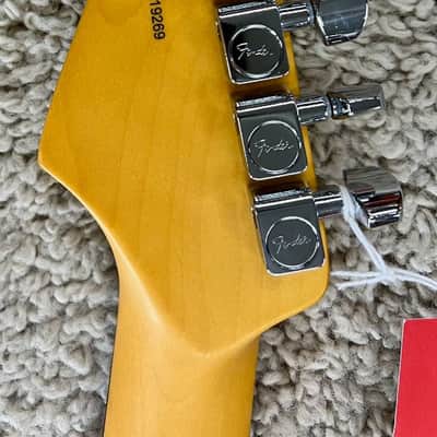 Mint Fender American Professional II Stratocaster In Mercury Silver w/ Hardshell Case image 5