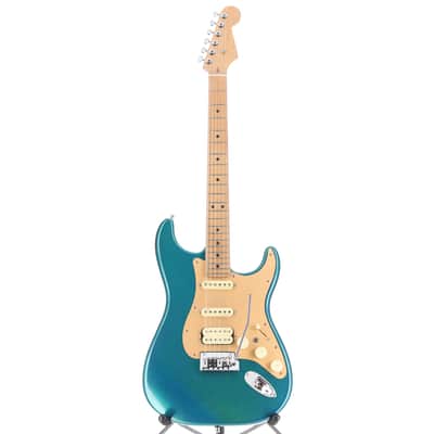 Fender Limited Edition American Ultra II Stratocaster HSS, Roasted Maple Fingerboard, Aurora (RC4) (01043) image 5